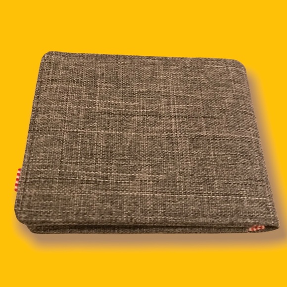 Herschel Wallet - Picture 2 of 4